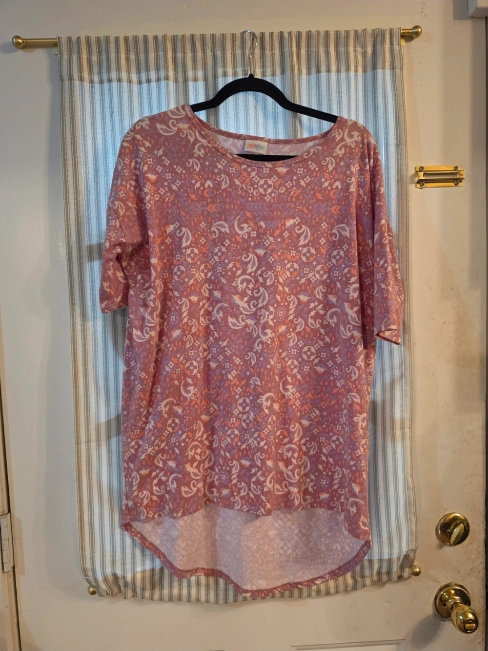 LuLaRoe Irma Pink and White Patterned Tunic
